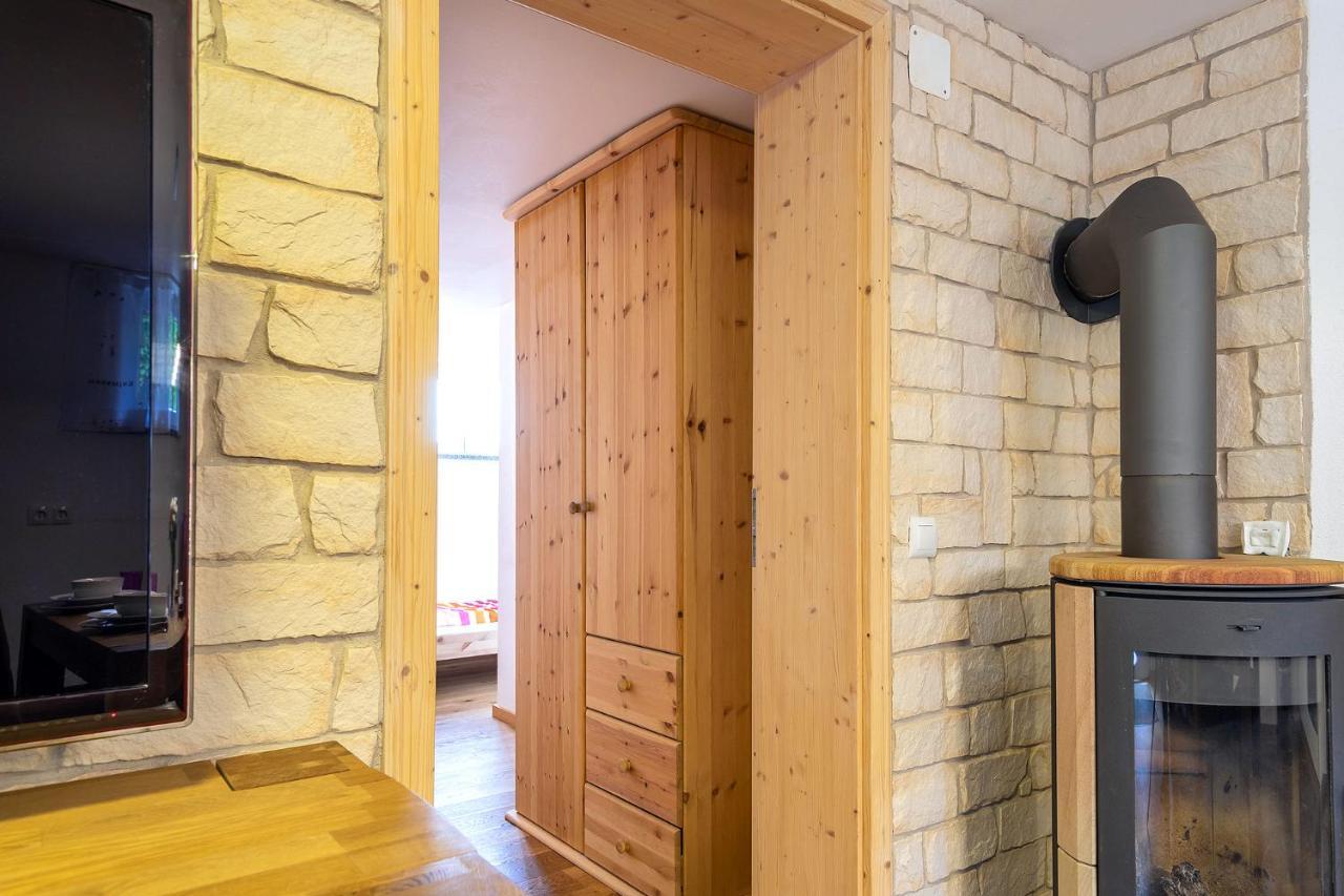 Alpen-Hostel - Apartment Talstation Mit Motorradvermietung Меммінген Екстер'єр фото