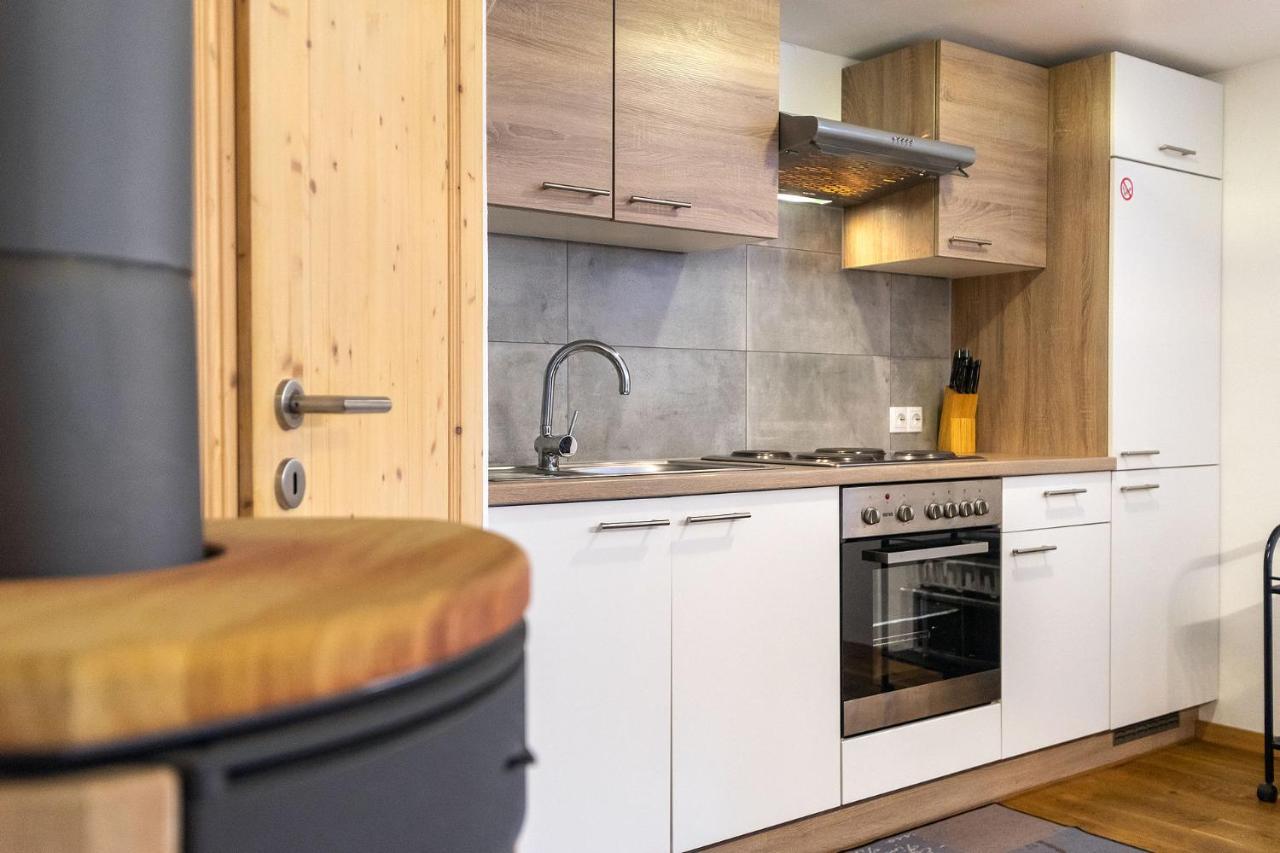 Alpen-Hostel - Apartment Talstation Mit Motorradvermietung Меммінген Екстер'єр фото