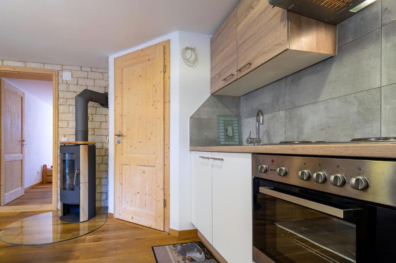 Alpen-Hostel - Apartment Talstation Mit Motorradvermietung Меммінген Екстер'єр фото
